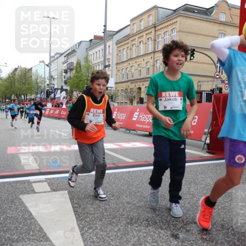 25.04.2026 - Das Zehntel Strokosch-Dieckow http://msf.ph/oto/9628604 25.04.2026 10:51:24 Ziel 5110, 5481, 5566, 5572, 5580, 5885, 6039, 6099, 6910, 6919, 7391, 7546, 7725, 7955, 7968 meine-sportfotos.de