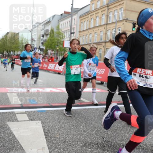 25.04.2026 - Das Zehntel Strokosch-Dieckow http://msf.ph/oto/9628701 25.04.2026 10:51:26 Ziel 5110, 5481, 5566, 5572, 5580, 6039, 6336, 6910, 6919, 7337, 7391, 7546, 7725, 7955, 7968 meine-sportfotos.de
