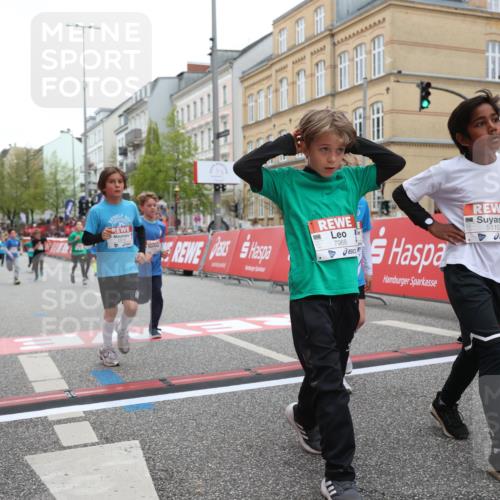 25.04.2026 - Das Zehntel Strokosch-Dieckow http://msf.ph/oto/9628766 25.04.2026 10:51:27 Ziel 5110, 5481, 5566, 5572, 5580, 5834, 6039, 6336, 6343, 6910, 6919, 6993, 7337, 7391, 7546, 7725, 7955, 7968 meine-sportfotos.de