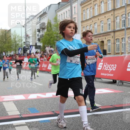 25.04.2026 - Das Zehntel Strokosch-Dieckow http://msf.ph/oto/9628824 25.04.2026 10:51:28 Ziel 5110, 5481, 5566, 5572, 5834, 6039, 6336, 6343, 6353, 6508, 6910, 6993, 7337, 7391, 7725, 7955, 7968 meine-sportfotos.de