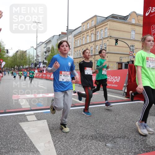 25.04.2026 - Das Zehntel Strokosch-Dieckow http://msf.ph/oto/9628992 25.04.2026 10:51:30 Ziel 5110, 5481, 5566, 5572, 5834, 6336, 6343, 6353, 6508, 6910, 6993, 7337, 7725, 7968 meine-sportfotos.de