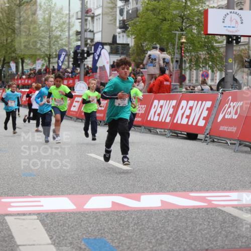 25.04.2026 - Das Zehntel Strokosch-Dieckow http://msf.ph/oto/9629080 25.04.2026 10:51:32 Ziel 5273, 5276, 5281, 5834, 5924, 6336, 6343, 6353, 6508, 6910, 6993, 7337, 7725 meine-sportfotos.de