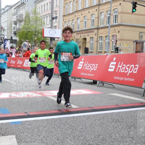 25.04.2026 - Das Zehntel Strokosch-Dieckow http://msf.ph/oto/9629213 25.04.2026 10:51:34 Ziel 5273, 5276, 5281, 5728, 5752, 5834, 5924, 6343, 6353, 6508, 6993, 7337 meine-sportfotos.de