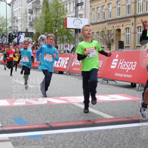 25.04.2026 - Das Zehntel Strokosch-Dieckow http://msf.ph/oto/9629341 25.04.2026 10:51:35 Ziel 5273, 5276, 5281, 5728, 5752, 5834, 5924, 6151, 6343, 6353, 6508, 6966, 6993 meine-sportfotos.de
