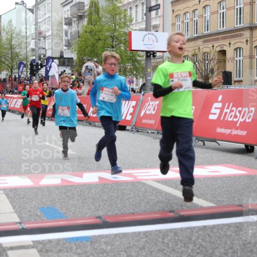 25.04.2026 - Das Zehntel Strokosch-Dieckow http://msf.ph/oto/9629368 25.04.2026 10:51:35 Ziel 5273, 5276, 5281, 5728, 5752, 5834, 5924, 6151, 6343, 6353, 6508, 6966, 6993 meine-sportfotos.de