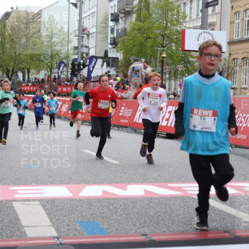 25.04.2026 - Das Zehntel Strokosch-Dieckow http://msf.ph/oto/9629519 25.04.2026 10:51:36 Ziel 5273, 5276, 5281, 5728, 5752, 5924, 6040, 6052, 6151, 6353, 6508, 6966 meine-sportfotos.de