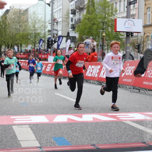 25.04.2026 - Das Zehntel Strokosch-Dieckow http://msf.ph/oto/9629544 25.04.2026 10:51:37 Ziel 5273, 5276, 5281, 5728, 5752, 5924, 6040, 6052, 6151, 6966, 7935 meine-sportfotos.de