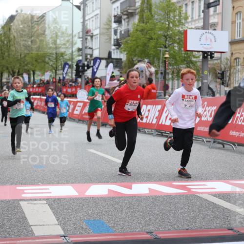 25.04.2026 - Das Zehntel Strokosch-Dieckow http://msf.ph/oto/9629558 25.04.2026 10:51:37 Ziel 5273, 5276, 5281, 5728, 5752, 5924, 6040, 6052, 6151, 6966, 7935 meine-sportfotos.de