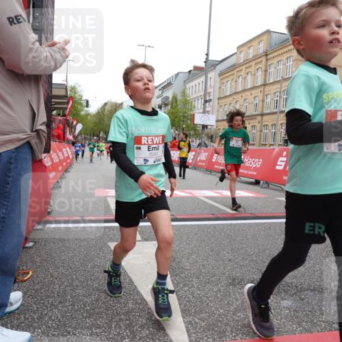 25.04.2026 - Das Zehntel Strokosch-Dieckow http://msf.ph/oto/9629883 25.04.2026 10:51:39 Ziel 5273, 5276, 5281, 5728, 5752, 5924, 6040, 6052, 6151, 6890, 6907, 6966, 7935, 8061 meine-sportfotos.de
