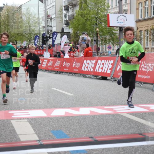 25.04.2026 - Das Zehntel Strokosch-Dieckow http://msf.ph/oto/9630051 25.04.2026 10:51:42 Ziel 5414, 5435, 5728, 6040, 6052, 6151, 6890, 6907, 6966, 6967, 7325, 7914, 7935, 8060, 8061 meine-sportfotos.de