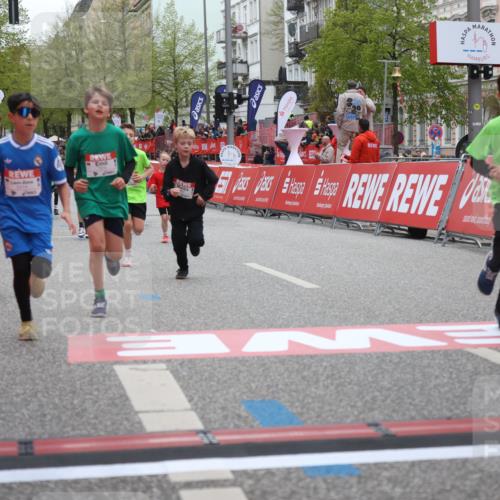 25.04.2026 - Das Zehntel Strokosch-Dieckow http://msf.ph/oto/9630063 25.04.2026 10:51:42 Ziel 5414, 5435, 5728, 6040, 6052, 6151, 6890, 6907, 6966, 6967, 7325, 7914, 7935, 8060, 8061 meine-sportfotos.de