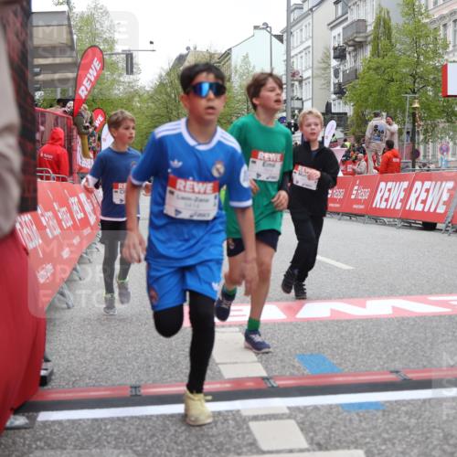 25.04.2026 - Das Zehntel Strokosch-Dieckow http://msf.ph/oto/9630101 25.04.2026 10:51:43 Ziel 5414, 5435, 6040, 6052, 6151, 6890, 6907, 6966, 6967, 7145, 7325, 7914, 7935, 8060, 8061 meine-sportfotos.de
