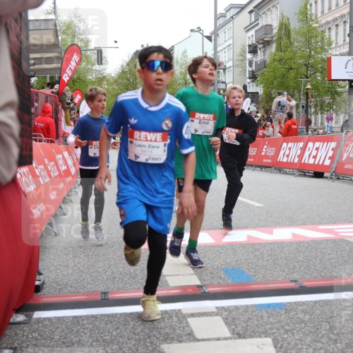 25.04.2026 - Das Zehntel Strokosch-Dieckow http://msf.ph/oto/9630105 25.04.2026 10:51:43 Ziel 5414, 5435, 6040, 6052, 6151, 6890, 6907, 6966, 6967, 7145, 7325, 7914, 7935, 8060, 8061 meine-sportfotos.de
