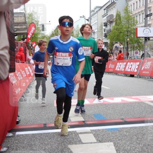 25.04.2026 - Das Zehntel Strokosch-Dieckow http://msf.ph/oto/9630111 25.04.2026 10:51:43 Ziel 5414, 5435, 6040, 6052, 6151, 6890, 6907, 6966, 6967, 7145, 7325, 7914, 7935, 8060, 8061 meine-sportfotos.de