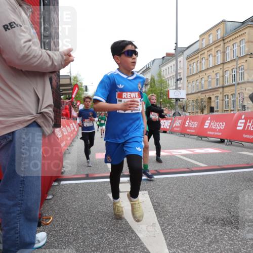 25.04.2026 - Das Zehntel Strokosch-Dieckow http://msf.ph/oto/9630126 25.04.2026 10:51:44 Ziel 5414, 5435, 6040, 6052, 6117, 6425, 6531, 6890, 6907, 6967, 7145, 7325, 7914, 7935, 8060, 8061 meine-sportfotos.de