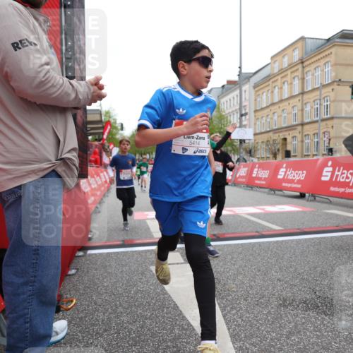 25.04.2026 - Das Zehntel Strokosch-Dieckow http://msf.ph/oto/9630137 25.04.2026 10:51:44 Ziel 5414, 5435, 6040, 6052, 6117, 6425, 6531, 6890, 6907, 6967, 7145, 7325, 7914, 7935, 8060, 8061 meine-sportfotos.de