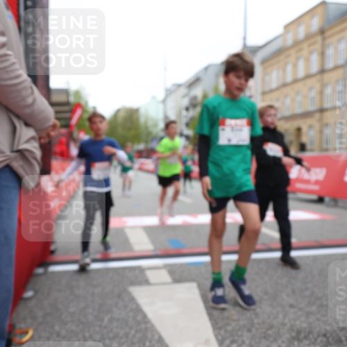 25.04.2026 - Das Zehntel Strokosch-Dieckow http://msf.ph/oto/9630159 25.04.2026 10:51:44 Ziel 5414, 5435, 6040, 6052, 6117, 6425, 6531, 6890, 6907, 6967, 7145, 7325, 7914, 7935, 8060, 8061 meine-sportfotos.de