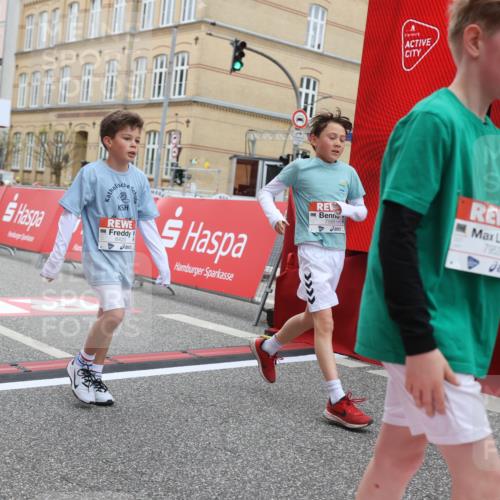25.04.2026 - Das Zehntel Strokosch-Dieckow http://msf.ph/oto/9630278 25.04.2026 10:51:50 Ziel 5435, 6117, 6208, 6420, 6425, 6531, 6967, 7145, 7154, 7585, 7953 meine-sportfotos.de