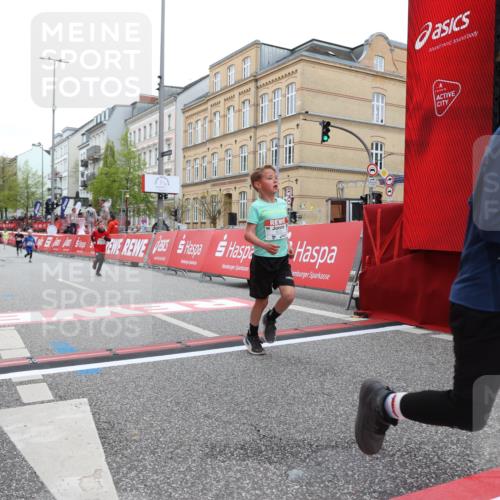 25.04.2026 - Das Zehntel Strokosch-Dieckow http://msf.ph/oto/9630325 25.04.2026 10:51:54 Ziel 5586, 6020, 6156, 6208, 6420, 7154, 7585, 7841, 7857 meine-sportfotos.de