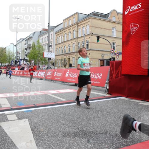 25.04.2026 - Das Zehntel Strokosch-Dieckow http://msf.ph/oto/9630330 25.04.2026 10:51:54 Ziel 5586, 6020, 6156, 6208, 6420, 7154, 7585, 7841, 7857 meine-sportfotos.de
