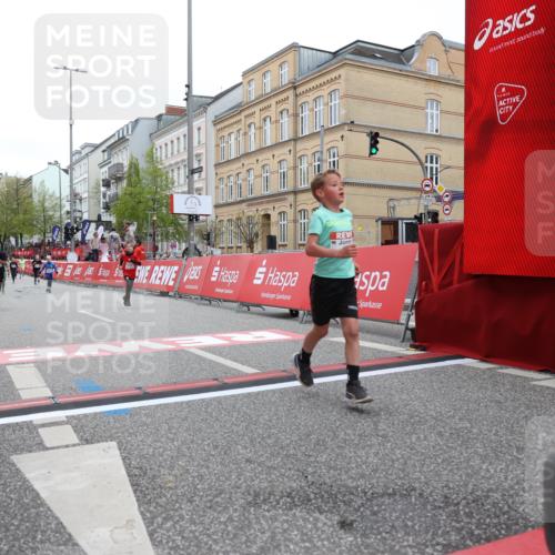 25.04.2026 - Das Zehntel Strokosch-Dieckow http://msf.ph/oto/9630335 25.04.2026 10:51:54 Ziel 5586, 6020, 6156, 6208, 6420, 7154, 7585, 7841, 7857 meine-sportfotos.de