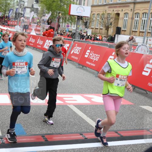 25.04.2026 - Das Zehntel Strokosch-Dieckow http://msf.ph/oto/9630388 25.04.2026 10:52:02 Ziel 5500, 5517, 5586, 6055, 6068, 6077, 6083, 6097, 6124, 6156, 6342, 6721, 6917, 6936, 6942, 6951, 7841, 7857, 7880, 7913, 8023, 8039 meine-sportfotos.de