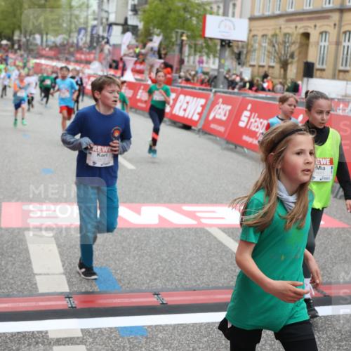 25.04.2026 - Das Zehntel Strokosch-Dieckow http://msf.ph/oto/9630513 25.04.2026 10:52:05 Ziel 5415, 5500, 5517, 5761, 6055, 6068, 6077, 6083, 6097, 6124, 6712, 6721, 6917, 6936, 6942, 6951, 6957, 7545, 7880, 7910, 7952, 7973, 8023, 8039 meine-sportfotos.de