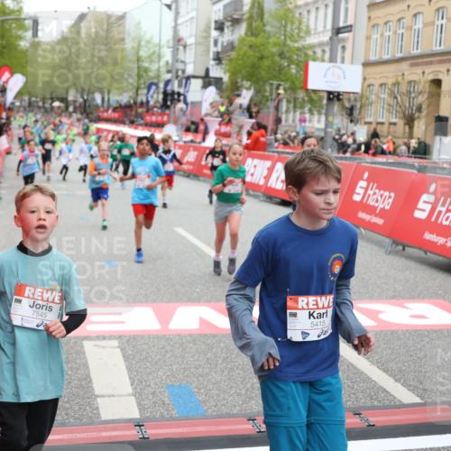 25.04.2026 - Das Zehntel Strokosch-Dieckow http://msf.ph/oto/9630527 25.04.2026 10:52:06 Ziel 5415, 5688, 5761, 6055, 6068, 6077, 6083, 6124, 6659, 6712, 6721, 6917, 6936, 6942, 6951, 6957, 7545, 7880, 7910, 7952, 7973, 8023, 8039 meine-sportfotos.de