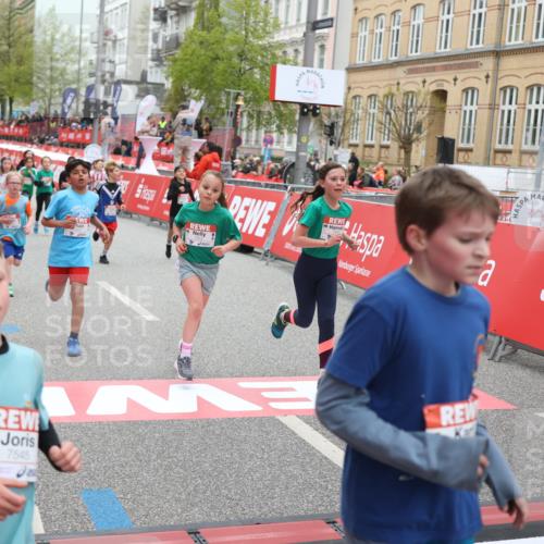 25.04.2026 - Das Zehntel Strokosch-Dieckow http://msf.ph/oto/9630532 25.04.2026 10:52:06 Ziel 5415, 5688, 5761, 6055, 6068, 6077, 6083, 6124, 6659, 6712, 6721, 6917, 6936, 6942, 6951, 6957, 7545, 7880, 7910, 7952, 7973, 8023, 8039 meine-sportfotos.de