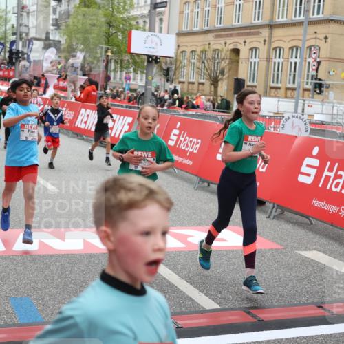 25.04.2026 - Das Zehntel Strokosch-Dieckow http://msf.ph/oto/9630560 25.04.2026 10:52:07 Ziel 5120, 5415, 5518, 5688, 5753, 5761, 6055, 6068, 6077, 6083, 6124, 6659, 6691, 6712, 6721, 6917, 6936, 6942, 6951, 6957, 7545, 7880, 7910, 7952, 7973, 8039 meine-sportfotos.de