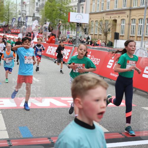 25.04.2026 - Das Zehntel Strokosch-Dieckow http://msf.ph/oto/9630570 25.04.2026 10:52:07 Ziel 5120, 5415, 5518, 5688, 5753, 5761, 6055, 6068, 6077, 6083, 6124, 6659, 6691, 6712, 6721, 6917, 6936, 6942, 6951, 6957, 7545, 7880, 7910, 7952, 7973, 8039 meine-sportfotos.de