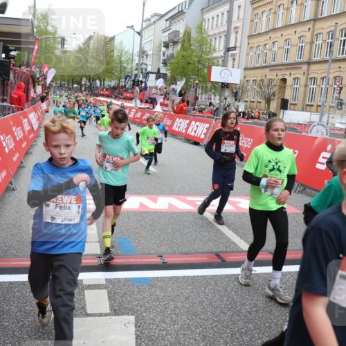 25.04.2026 - Das Zehntel Strokosch-Dieckow http://msf.ph/oto/9630812 25.04.2026 10:52:12 Ziel 5120, 5518, 5550, 5688, 5753, 6088, 6350, 6659, 6687, 6691, 6764, 6908, 6957, 7073, 7158, 7178, 7182, 7321, 7719, 7723, 7729, 7900, 7911, 7952, 7973 meine-sportfotos.de