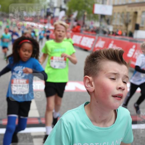 25.04.2026 - Das Zehntel Strokosch-Dieckow http://msf.ph/oto/9630860 25.04.2026 10:52:14 Ziel 5120, 5251, 5433, 5518, 5550, 5688, 5753, 5794, 5838, 6088, 6350, 6659, 6687, 6691, 6764, 6908, 7073, 7158, 7169, 7178, 7182, 7186, 7321, 7719, 7723, 7729, 7900, 7911, 7981 meine-sportfotos.de