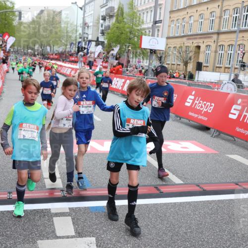 25.04.2026 - Das Zehntel Strokosch-Dieckow http://msf.ph/oto/9630925 25.04.2026 10:52:17 Ziel 5251, 5362, 5379, 5396, 5433, 5550, 5794, 5838, 6088, 6350, 6532, 6687, 6764, 6822, 6856, 6908, 7073, 7158, 7169, 7186, 7321, 7719, 7723, 7729, 7911, 7981 meine-sportfotos.de
