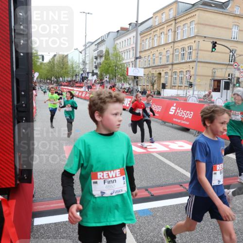 25.04.2026 - Das Zehntel Strokosch-Dieckow http://msf.ph/oto/9631023 25.04.2026 10:52:21 Ziel 5251, 5362, 5379, 5396, 5433, 5794, 5838, 6139, 6358, 6532, 6550, 6822, 6856, 7126, 7136, 7169, 7186, 7590, 7909, 7946, 7981 meine-sportfotos.de