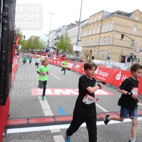 25.04.2026 - Das Zehntel Strokosch-Dieckow http://msf.ph/oto/9631160 25.04.2026 10:52:26 Ziel 5492, 5575, 6139, 6358, 6550, 6988, 7100, 7126, 7136, 7150, 7246, 7254, 7590, 7909, 7946 meine-sportfotos.de