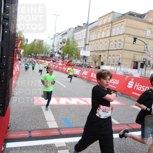 25.04.2026 - Das Zehntel Strokosch-Dieckow http://msf.ph/oto/9631162 25.04.2026 10:52:26 Ziel 5492, 5575, 6139, 6358, 6550, 6988, 7100, 7126, 7136, 7150, 7246, 7254, 7590, 7909, 7946 meine-sportfotos.de