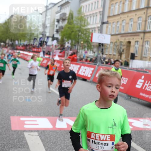 25.04.2026 - Das Zehntel Strokosch-Dieckow http://msf.ph/oto/9631171 25.04.2026 10:52:28 Ziel 5089, 5492, 5526, 5551, 5575, 6988, 7100, 7126, 7150, 7246, 7254, 7388, 7909 meine-sportfotos.de