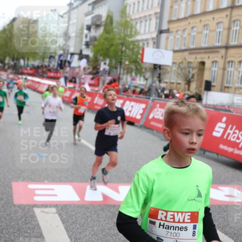 25.04.2026 - Das Zehntel Strokosch-Dieckow http://msf.ph/oto/9631174 25.04.2026 10:52:28 Ziel 5089, 5492, 5526, 5551, 5575, 6988, 7100, 7126, 7150, 7246, 7254, 7388, 7909 meine-sportfotos.de