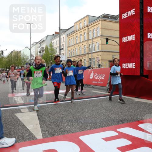 25.04.2026 - Das Zehntel Strokosch-Dieckow http://msf.ph/oto/9631183 25.04.2026 09:04:03 Ziel 1107, 1168, 1169, 1172, 2119, 2122, 2126, 2356, 2374, 2456, 2503, 3266, 3268, 3295, 3441, 3682, 4000 meine-sportfotos.de