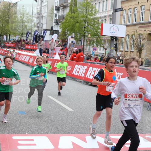 25.04.2026 - Das Zehntel Strokosch-Dieckow http://msf.ph/oto/9631188 25.04.2026 10:52:29 Ziel 5089, 5492, 5526, 5551, 5575, 6988, 7100, 7103, 7150, 7246, 7254, 7388 meine-sportfotos.de