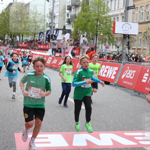 25.04.2026 - Das Zehntel Strokosch-Dieckow http://msf.ph/oto/9631202 25.04.2026 10:52:30 Ziel 5089, 5492, 5526, 5551, 5575, 5823, 6988, 7100, 7103, 7150, 7246, 7254, 7388 meine-sportfotos.de