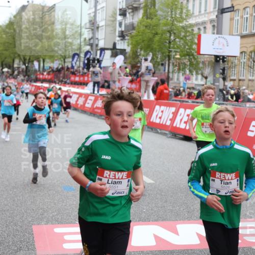25.04.2026 - Das Zehntel Strokosch-Dieckow http://msf.ph/oto/9631211 25.04.2026 10:52:30 Ziel 5089, 5492, 5526, 5551, 5575, 5823, 6988, 7100, 7103, 7150, 7246, 7254, 7388 meine-sportfotos.de