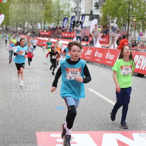 25.04.2026 - Das Zehntel Strokosch-Dieckow http://msf.ph/oto/9631213 25.04.2026 10:52:31 Ziel 5089, 5492, 5526, 5551, 5575, 5823, 6988, 7100, 7103, 7150, 7254, 7332, 7388 meine-sportfotos.de