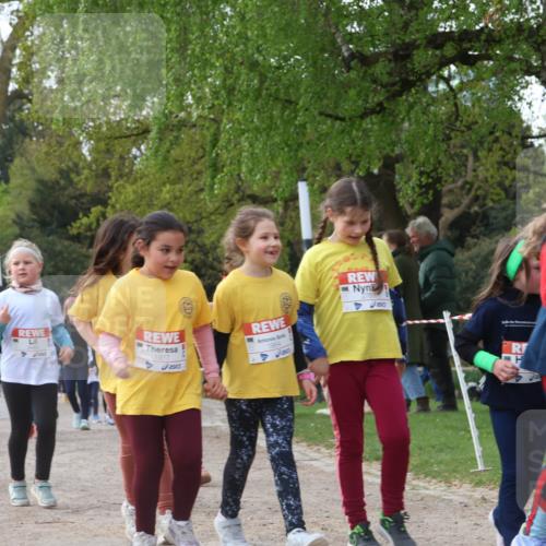 25.04.2026 - Das Zehntel Zöllner http://msf.ph/oto/9657844 25.04.2026 07:48:10 Laufen 2377, 1977, 2250, 2008 meine-sportfotos.de