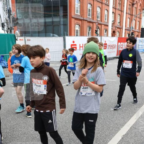 25.04.2026 - Das Zehntel Strokosch-Dieckow http://msf.ph/oto/9667462 25.04.2026 10:07:48 Allgemein zum Event 6213, 6227 meine-sportfotos.de
