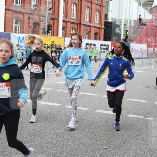25.04.2026 - Das Zehntel Strokosch-Dieckow http://msf.ph/oto/9669082 25.04.2026 10:05:33 Allgemein zum Event 6755, 6759 meine-sportfotos.de