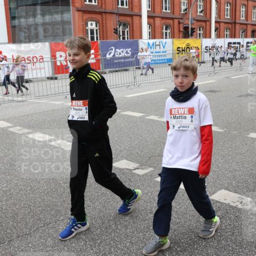 25.04.2026 - Das Zehntel Strokosch-Dieckow http://msf.ph/oto/9669215 25.04.2026 10:10:36 Allgemein zum Event 5010, 5000 meine-sportfotos.de