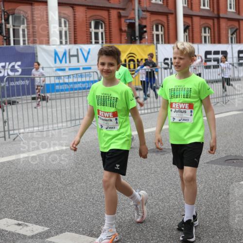 25.04.2026 - Das Zehntel Strokosch-Dieckow http://msf.ph/oto/9669224 25.04.2026 10:10:43 Allgemein zum Event 7145, 7158 meine-sportfotos.de