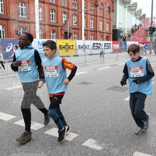 25.04.2026 - Das Zehntel Strokosch-Dieckow http://msf.ph/oto/9669229 25.04.2026 10:10:47 Allgemein zum Event 7688, 7696, 7695 meine-sportfotos.de